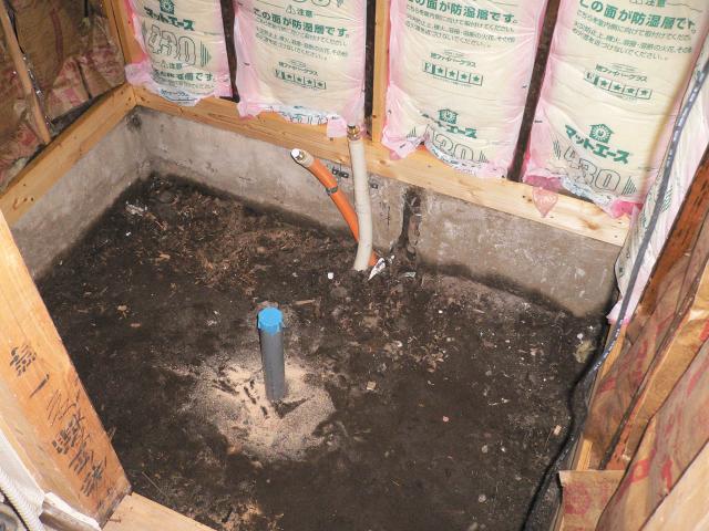 栃木小山　浴室配管施工中
